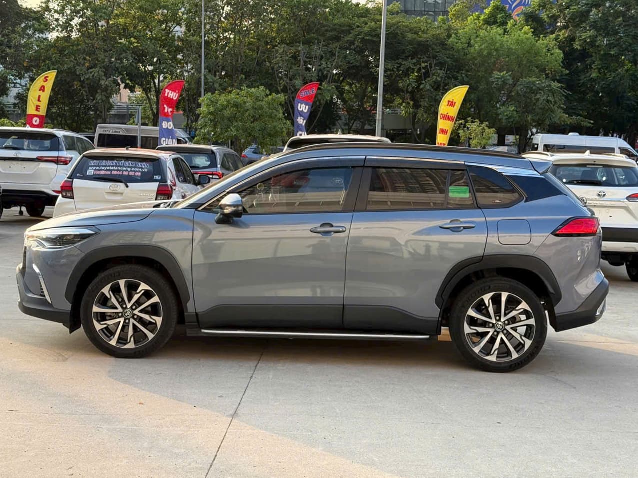Toyota Corolla Cross 1.8V 2020 xám xanh - Song Hành Auto - 0827391391