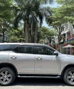Toyota Fortuner 2.4G AT 2022 - Bạc - Song Hành Auto - 0827391391
