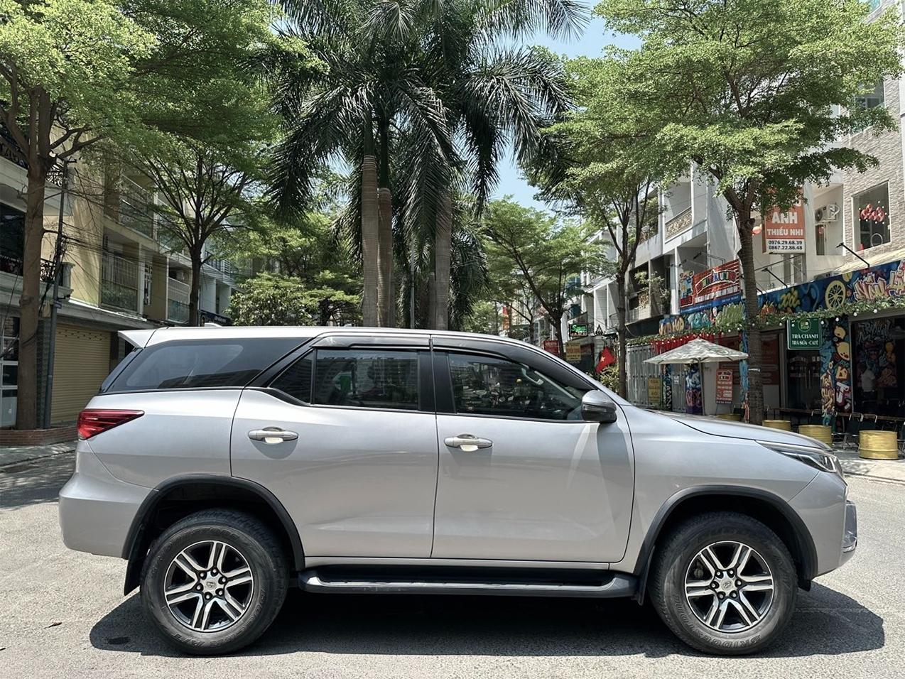 Toyota Fortuner 2.4G AT 2022 - Bạc - Song Hành Auto - 0827391391