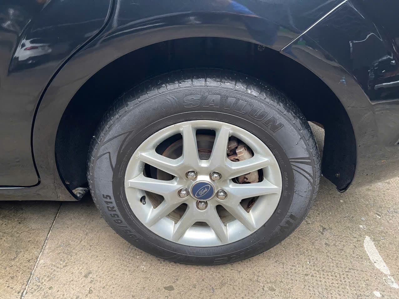 Ford Focus 1.8L MT 2009 Đen - Song Hành Auto - SH Auto