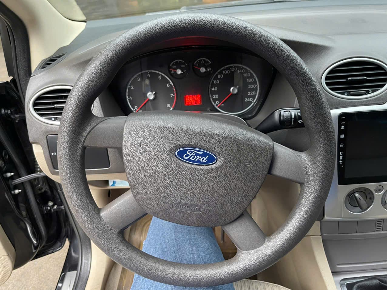 Ford Focus 1.8L MT 2009 Đen - Song Hành Auto - SH Auto