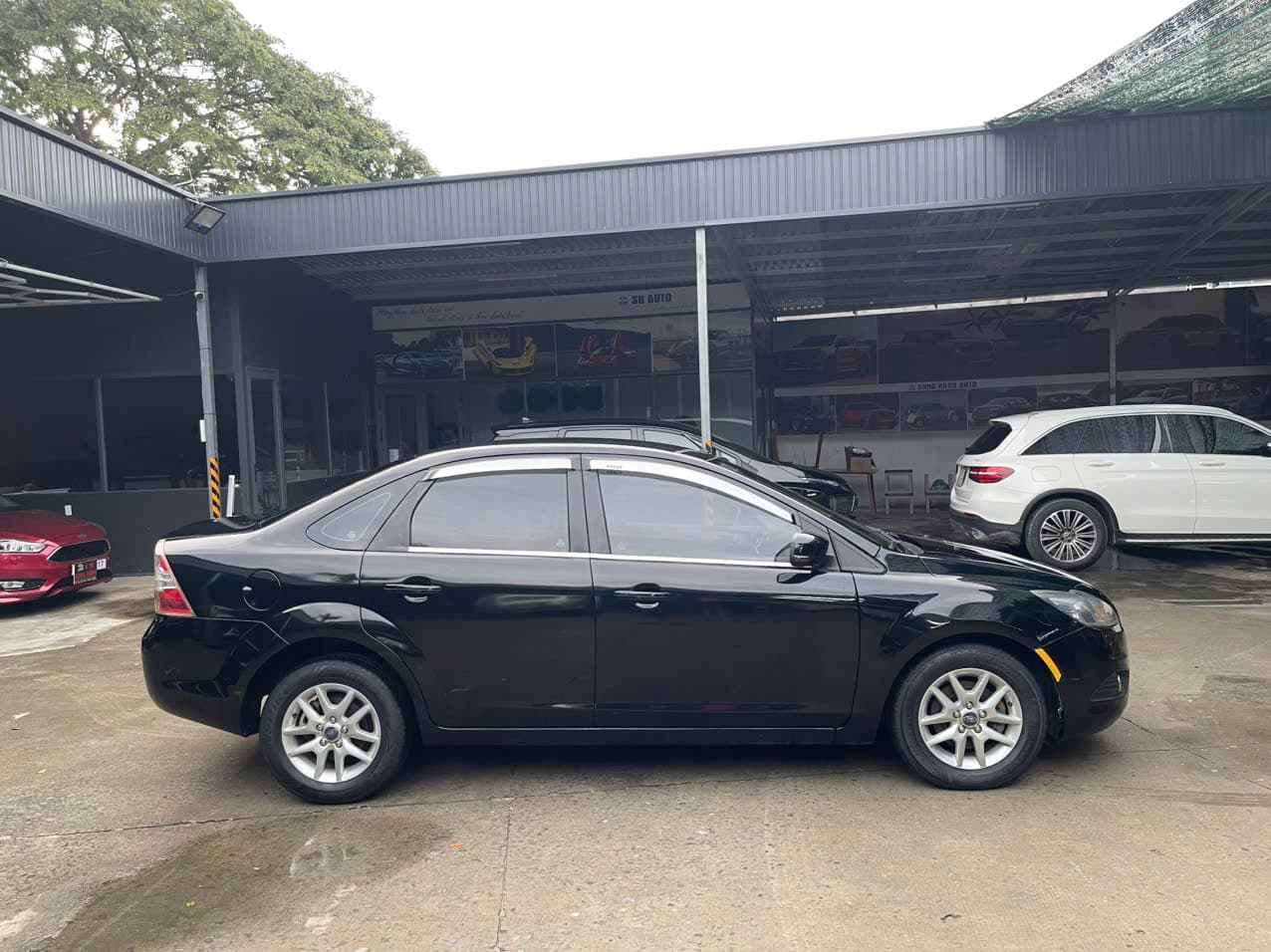 Ford Focus 1.8L MT 2009 Đen - Song Hành Auto - SH Auto