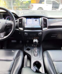 Ford Everest 2019 Titanium 2.0L AT 4x2 Vàng Kim - Song Hành Auto - 0827391391