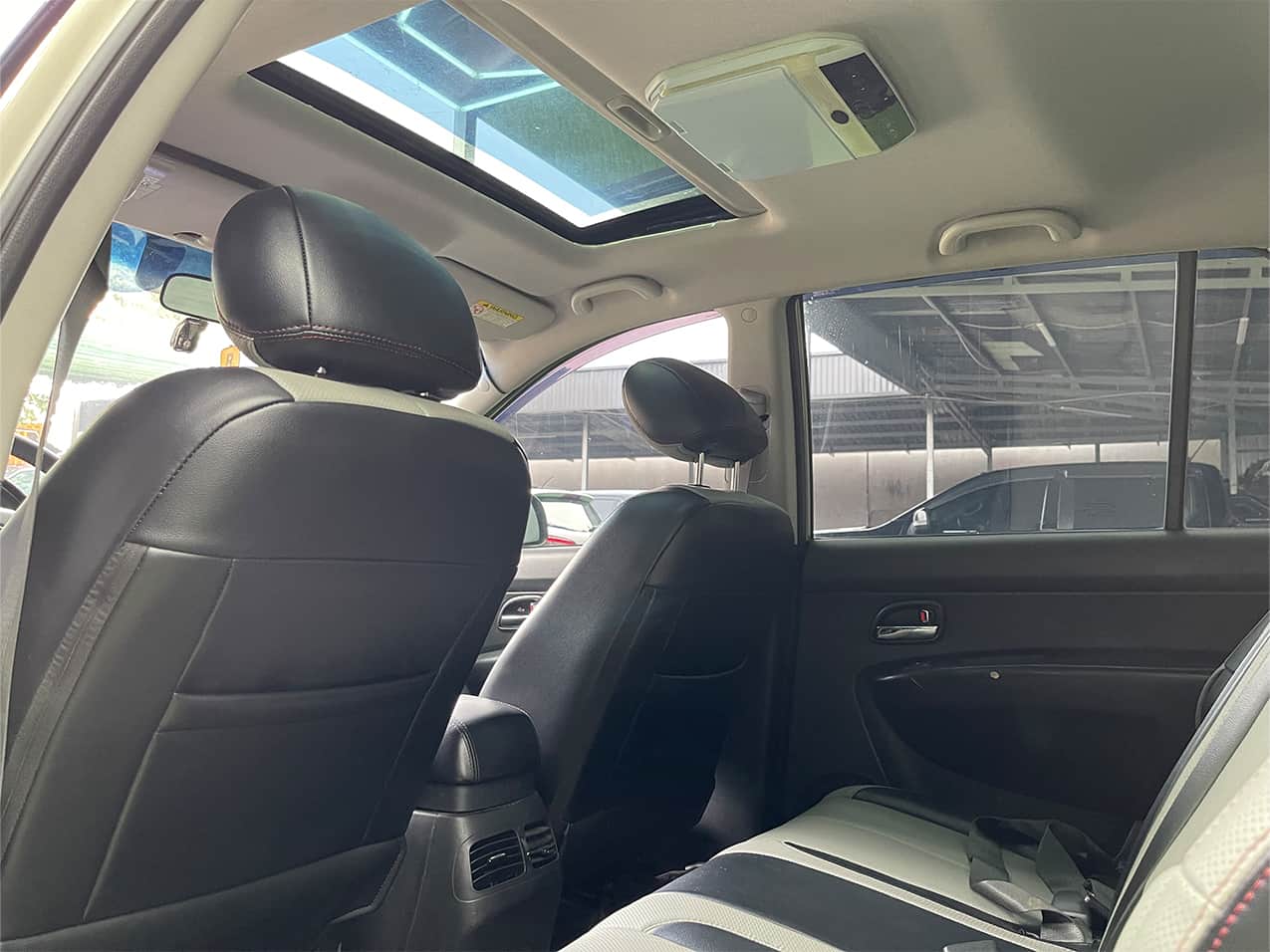 Kia Carrens SX 2.0L MT 2014 - Bản Full Option - Song Hành Auto - 0827391391