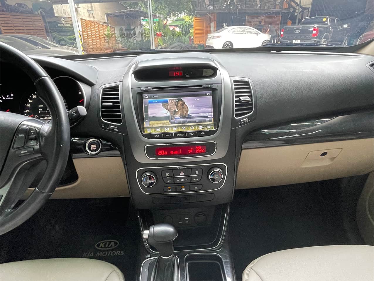 Kia Sorento 2.4L AT 4x2 GAT 2016 Trắng -Song Hành Auto -SH Auto Ford - 0827391391